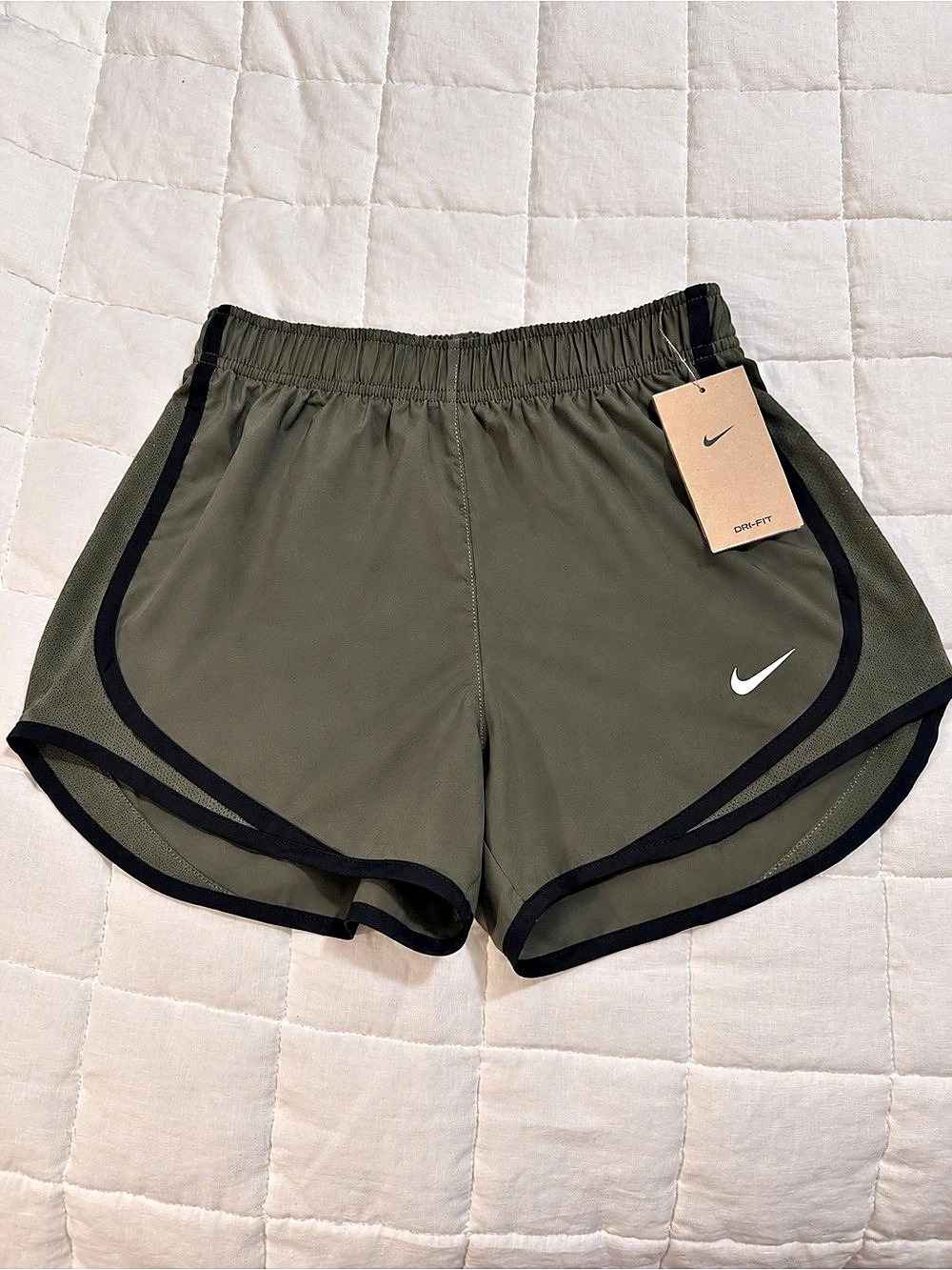 Nike Women's Athletic Shorts Green & Black XS NWT